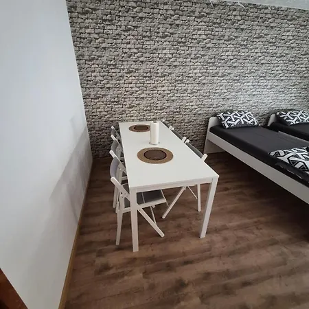 W6 Kueche Wasch Apartment